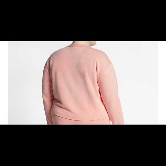 Nike women’s cropped true plus size sportswear - Picture 4 of 5